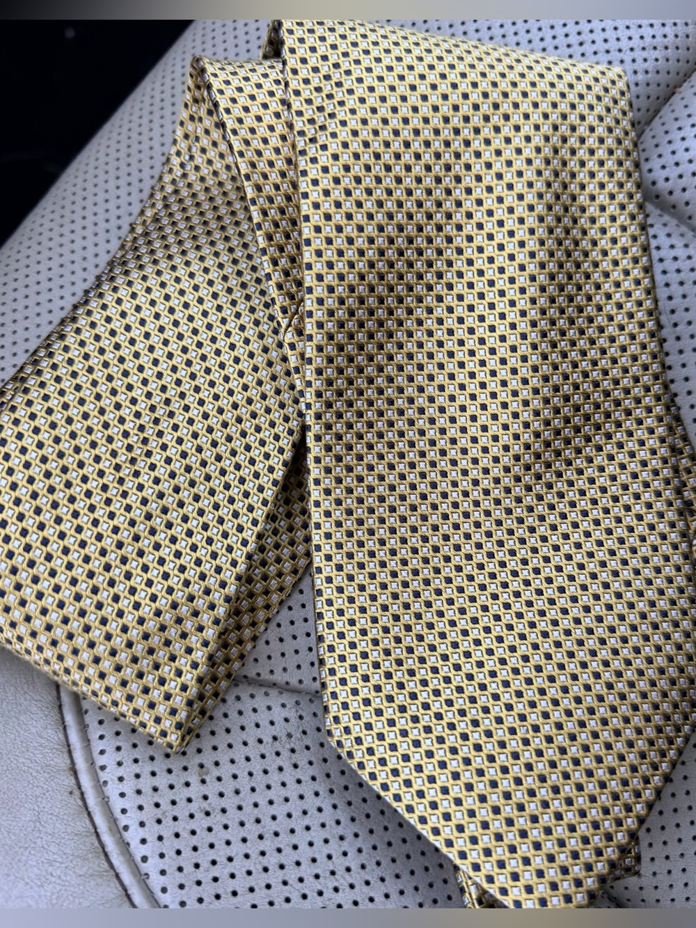 JOS A Bank 100% Silk Multicolor Mens Classic Length Tie